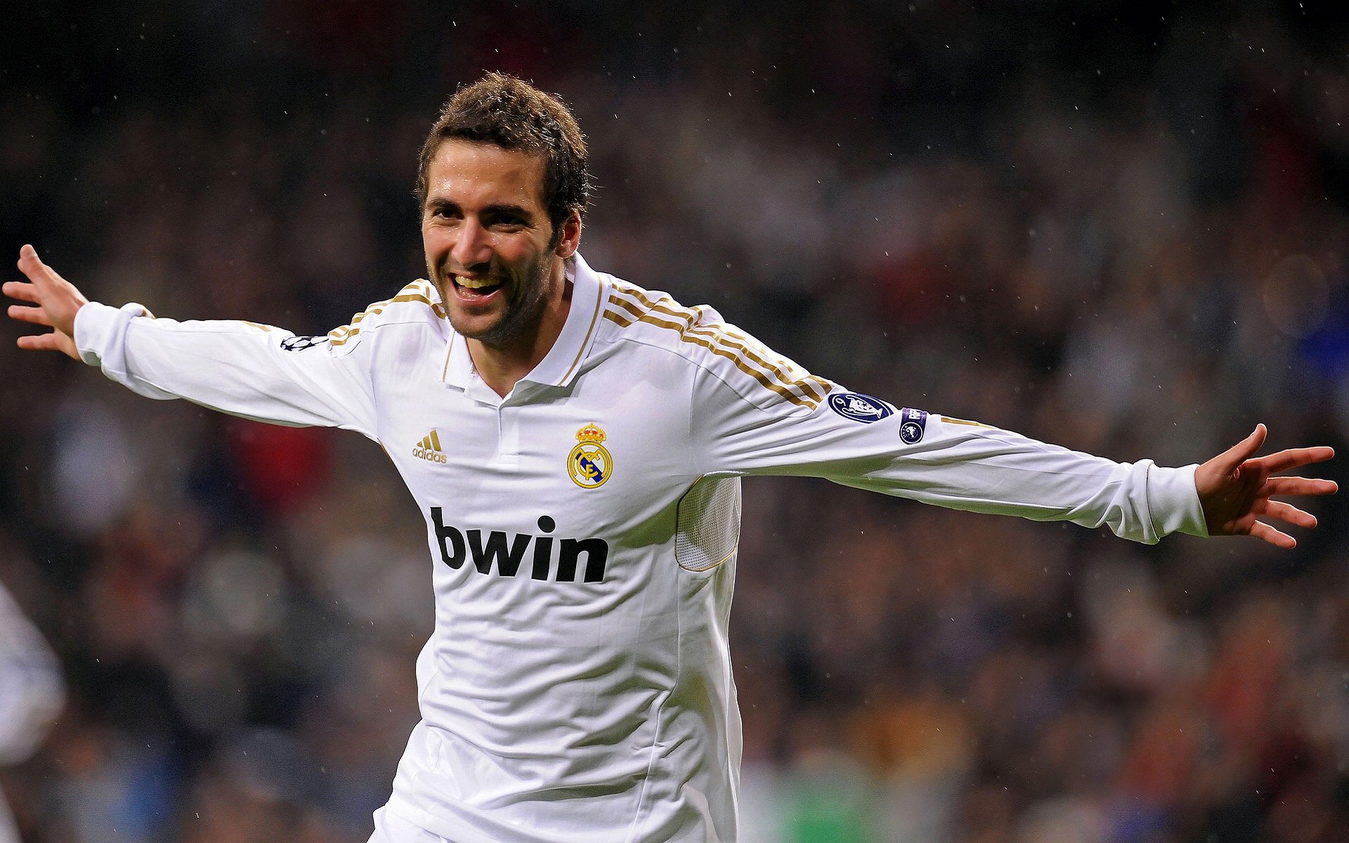 世界杯之夜，哈兰德末节接管比赛