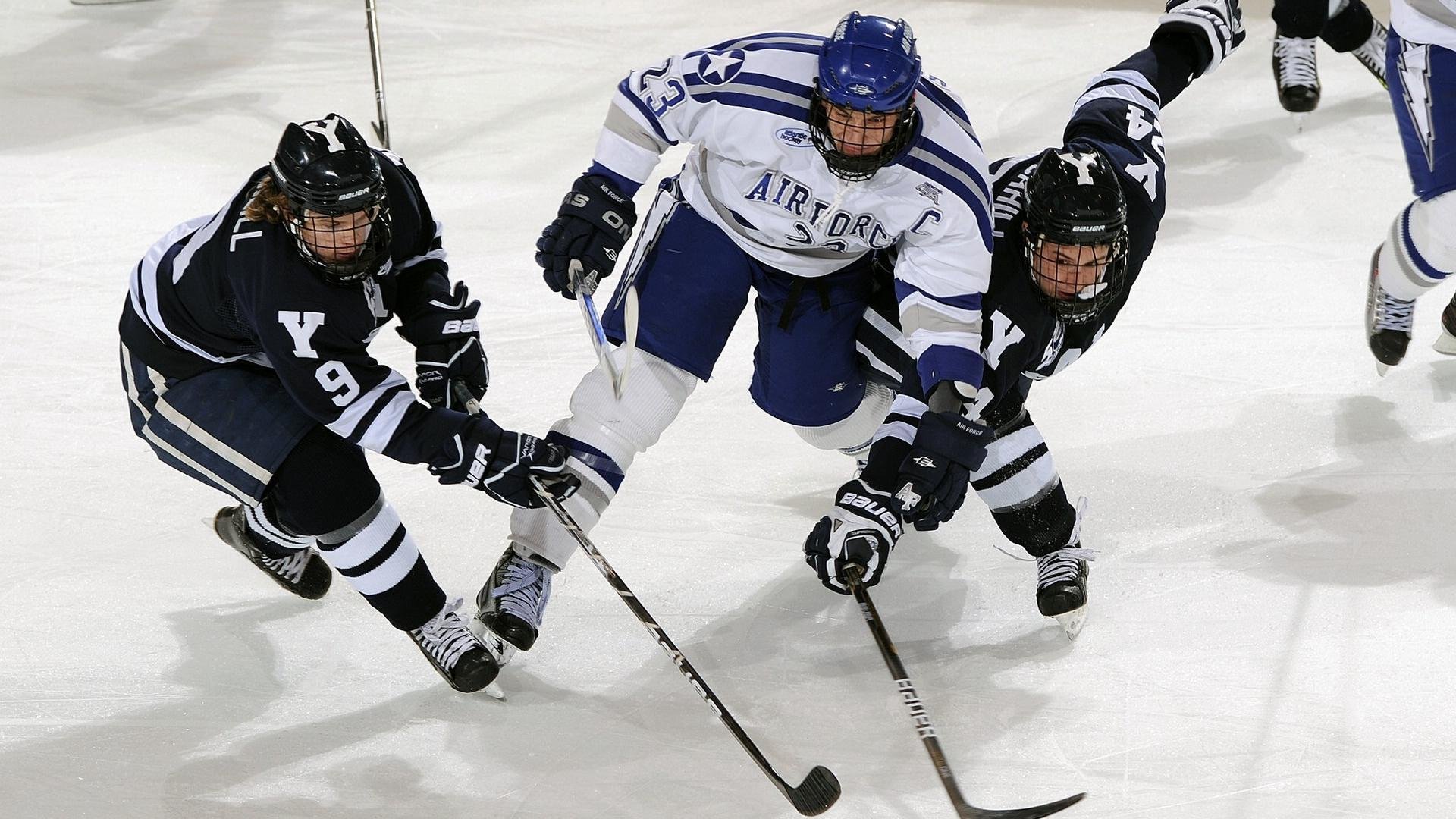开云体育入口-爱德华兹的教科书，当老鹰的翅膀划过马刺的防线