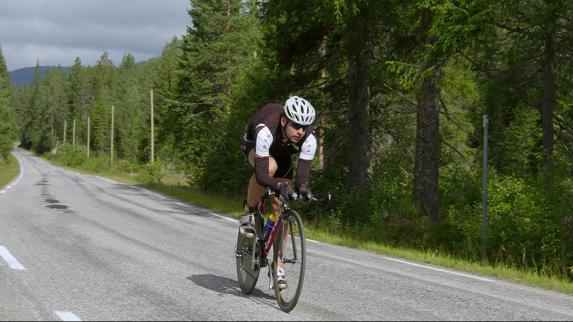 开云体育app-伊布攻防两端统治，土耳其完胜韩国，一场战术与意志的胜利