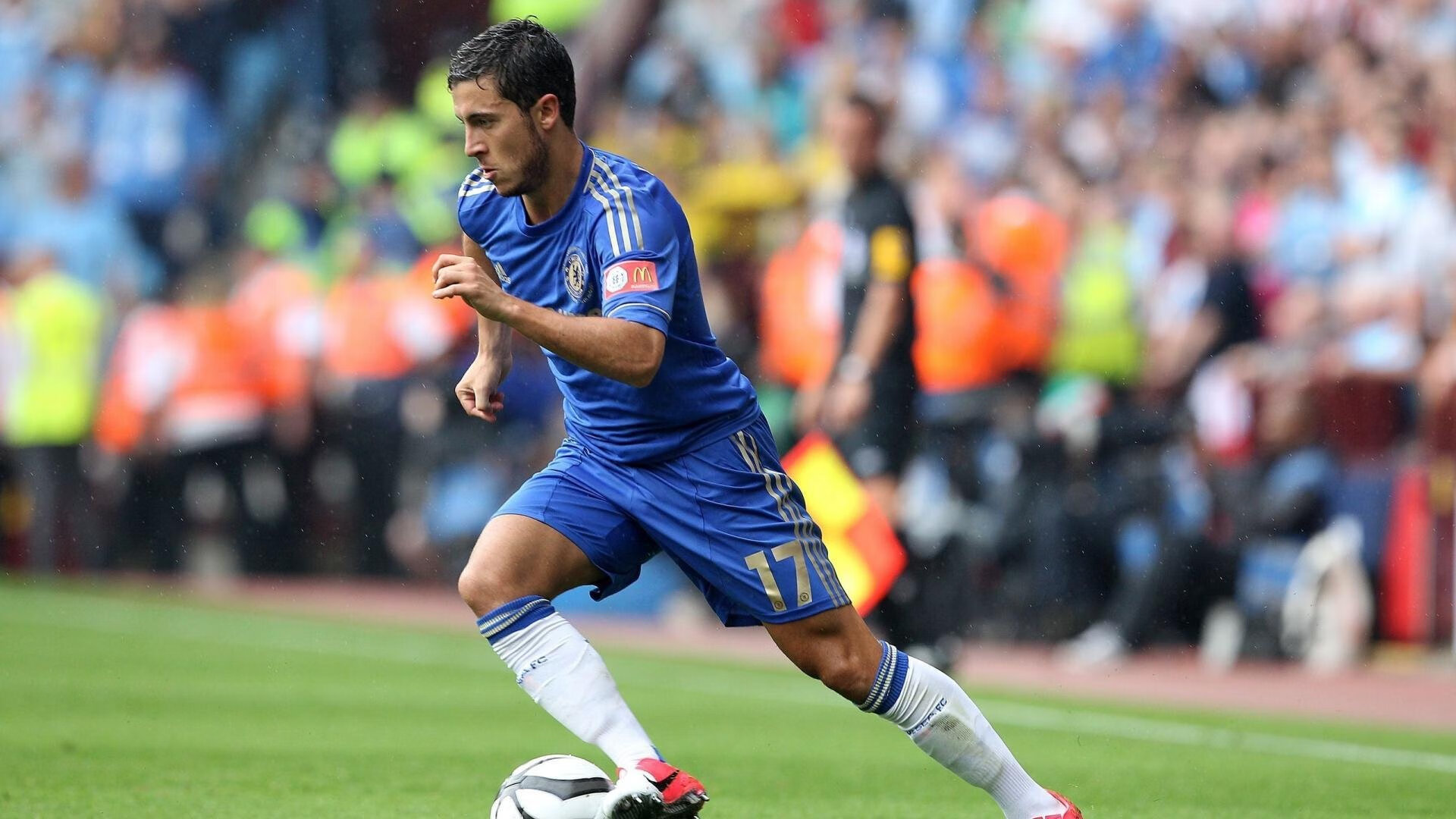 突尼斯风暴席卷伦敦,克瓦拉茨赫利亚的爆发与切尔西的崩塌